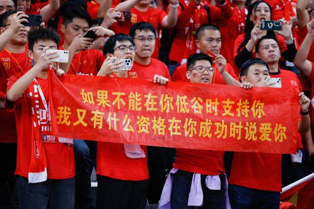 巴萨队长人数可能增加，埃里克与加维成为热门人选